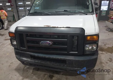 2010 Ford E-150 Commercial/Recreational из США, поврежденный, VIN 1FTNE1EW9ADA66535